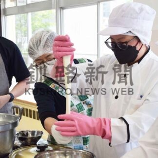 時短チーズ作りに挑戦　釧路短大で出前授業【釧路市】(2025-06-10)