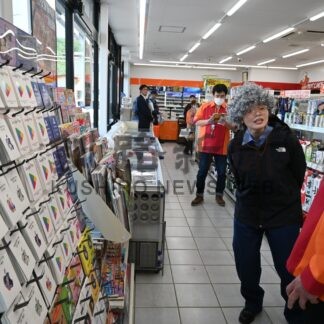 強盗や詐欺被害に対応　コンビニで訓練【厚岸】(2025-06-24)