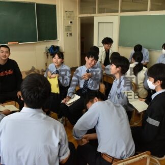 文化の違い語り合う　弟子屈高　中国人生徒と交流【弟子屈】(2025-07-01)