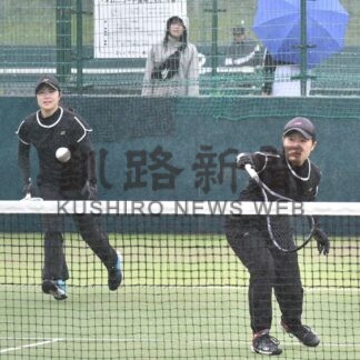 成田・北山組が圧勝Ｖ　ソフトテニス全釧路選手権【釧路市】(2025-06-17)