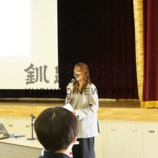 着なくなった服を回収する重要性講演　ユニクロ、ＧＵ出張授業【釧路市】(2025-06-22)