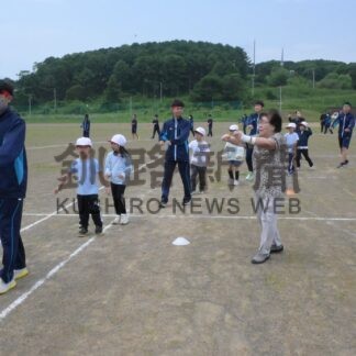 「駒踊り」体育祭に向け練習　白糠学園【白糠町】(2025-07-03)