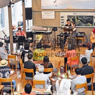 音楽とコーヒーなどで一息　「たまゆら」町博物館で演奏【標茶町】(2025-07-17)