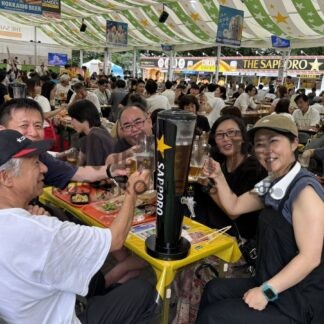 観光客ら笑顔で「乾杯」　大通ビアガーデン開店【札幌市】(2025-07-19)