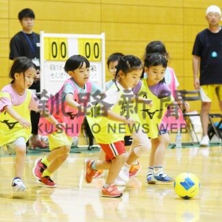 サッカー楽しく学ぶ　幼児対象にフェス【釧路市】(2025-07-25)