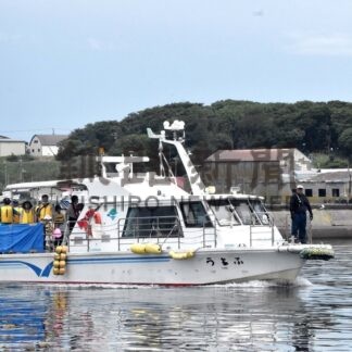 「てしお」船内楽しむ　初のみなと見学会【根室市】(2025-08-07)
