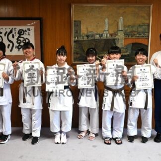 志武館６人、空手全国へ　「メダルを目標に」【釧路市】(2025-08-17)