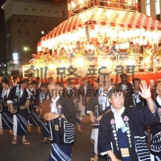 １３００人熱気、まち彩る　くしろ市民北海盆踊り【釧路市】_3(2025-08-22)