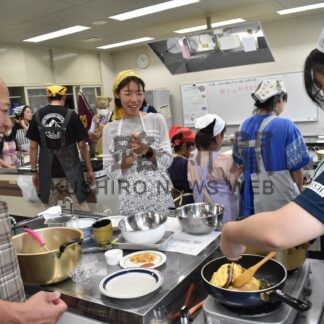 タイの家庭料理に挑戦　ＬＰガス協会が教室【釧路町】(2025-08-24)