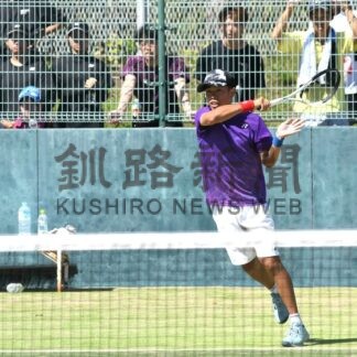 平（釧北陽２年）２冠達成　女子単は寺村（釧江南２年）Ｖ　ソフトテニス釧根新人戦【釧路市】(2025-08-26)