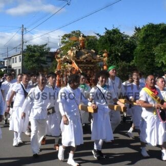 みこし渡御威勢良く　鳥取神社例大祭【釧路市】(2025-09-15)