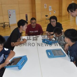 児童生徒ら、防災学習で避難や自助学ぶ【根室市】(2025-09-15)