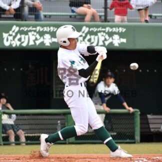 釧湖陵 接戦制し準決勝へ　秋季高校野球釧根支部予選【釧路市】_1(2025-09-21)