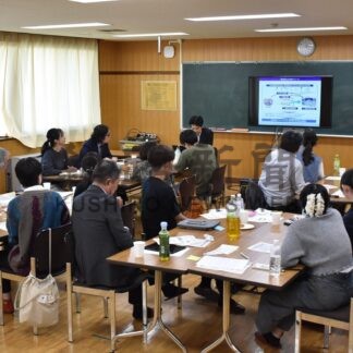 まちづくりを考える　釧湖陵高で講座、大学生や住民参加【釧路市】(2025-10-02)