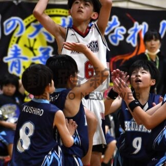 ＲＩＳＩＮＧ☆ＳＴＡＲ制覇　ミニバス北海道Ｕ１２地区予選、女子は富原が優勝飾る(2025-11-24)