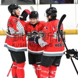 釧路厚生社 逆転で３位　アイホ道選手権　タダノに９－５【釧路市】_1(2025-12-01)