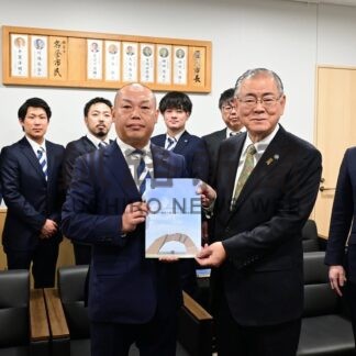 新「根室十景」活用提言　長節湖→弁天島　創陽ク、市に【根室市】(2025-12-03)