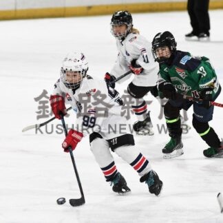 アイホＵ１２ タイ代表が来釧　強化合宿で地元チームと練習試合　来年２月国際大会に向け【釧路市】(2025-12-10)