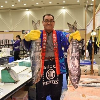 釧路の味覚が大集結　特産品求め列　あすまで物産まつり【釧路市】(2025-12-13)