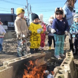 「おいしくできたかな」　貝塚幼稚園でイモ焼き会【釧路市】(2025-12-14)