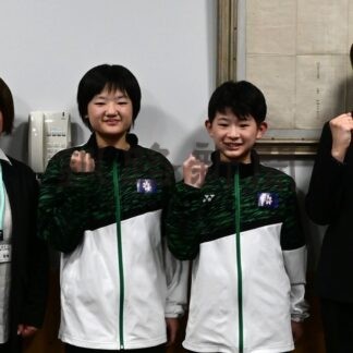 小学生バド全国１勝へ　厚床小中の髙谷、田中さんペア練習に熱【根室市】(2025-12-18)