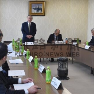 根室水揚げ ２年連続５万㌧　１２月末、金額２００億円上回る見通し【根室市】(2025-12-24)