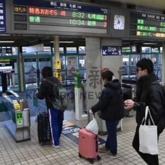 ＪＲ根室線　全線運転を再開　音別─白糠間、２週間ぶり復旧【釧路市】(2025-12-28)
