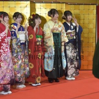 二十歳のつどい晴れやか_1(2026-01-08)