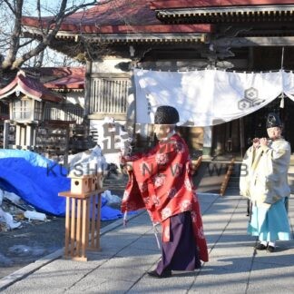 一年の無病息災願う　市内神社でどんど焼き【釧路市】_1(2026-01-16)