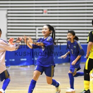 女子選手頂点争う　フットサル道エスクエラプログラムフェスティバル【釧路市】(2026-01-24)