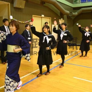 蕗まつり音頭で交流　音別、鷲敷中生親睦深める【釧路市】(2026-01-29)