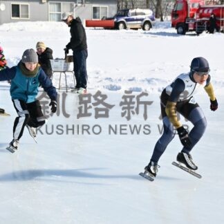 約束のユニホーム母校に贈る　上春別小、野々村選手応援コーナー設置【別海町】_1(2026-02-07)