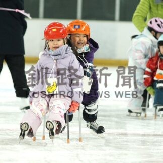 スケート大会で練習成果披露　昭和スポーツ幼稚園【釧路市】(2026-02-10)