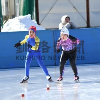 釧路一目指し氷上駆ける　スピード防犯大会、小学４選手が２冠(2026-02-17)