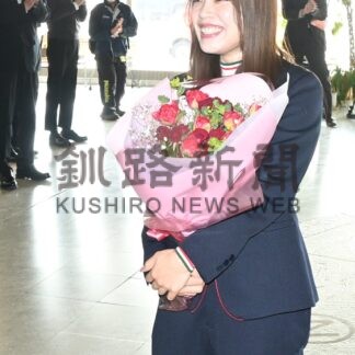 佐藤さん、新たな道へ　ＡＮＡ社員で「スケートに恩返し」【厚岸町】(2026-03-18)